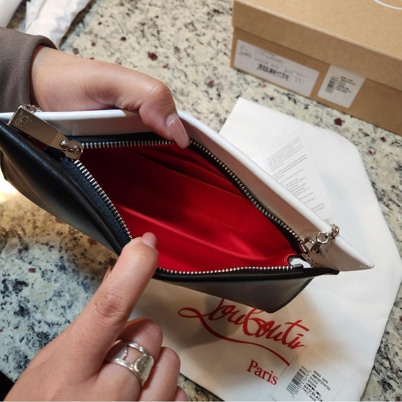 NEW Christian Louboutin Loubitwist Purse in Black and White - Picture 3 of 8